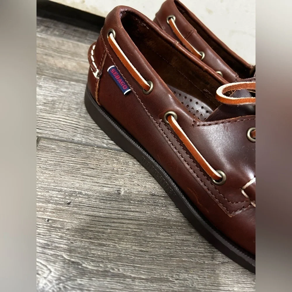 Sebago Docksiders Tie Brown Leather Boat Shoes NWOT